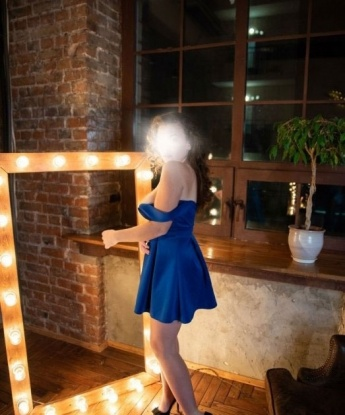 Встреча со мной - это настоящий праздник страсти и наслаждения. Я живу в Москве, и могу пригласить тебя к себе или приехать к тебе в отель для незабываемого свидания. У меня есть отличные отзывы от моих довольных клиентов, так что ты точно не пожалеешь о выборе меня. Если желаешь увидеть мои фото, смело пиши мне и я с удовольствием поделюсь. Жду тебя, чтобы погрузиться в мир наслаждения вместе 💋💫 4821, 25 лет